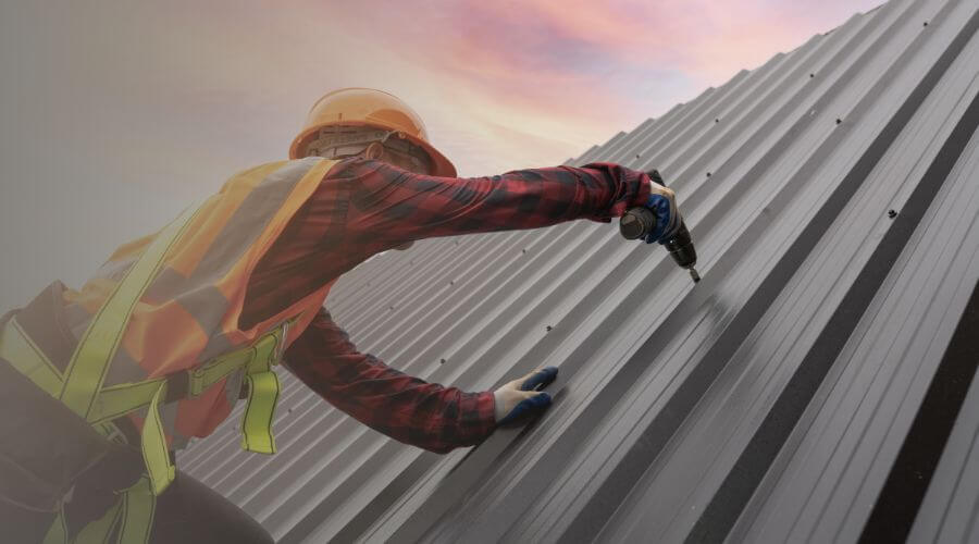 Professional gutter cleaning in East Concord, NY